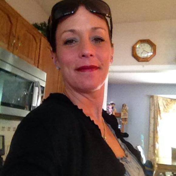 Meet your Posher, Amy - Picture 1 of 1